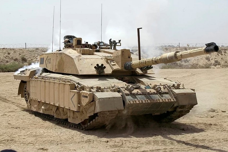 "Le Royaume-Uni offre un cadeau empoisonné à l'Ukraine : 12 chars Challenger 2"