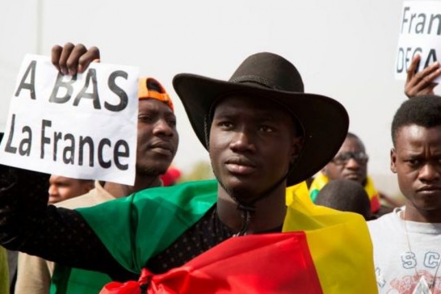 "La France dégage : une nouvelle génération d'Africains prend le pouvoir et change la donne"